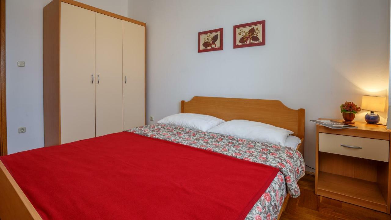 Apartment Josephine 2 Malinska Ngoại thất bức ảnh