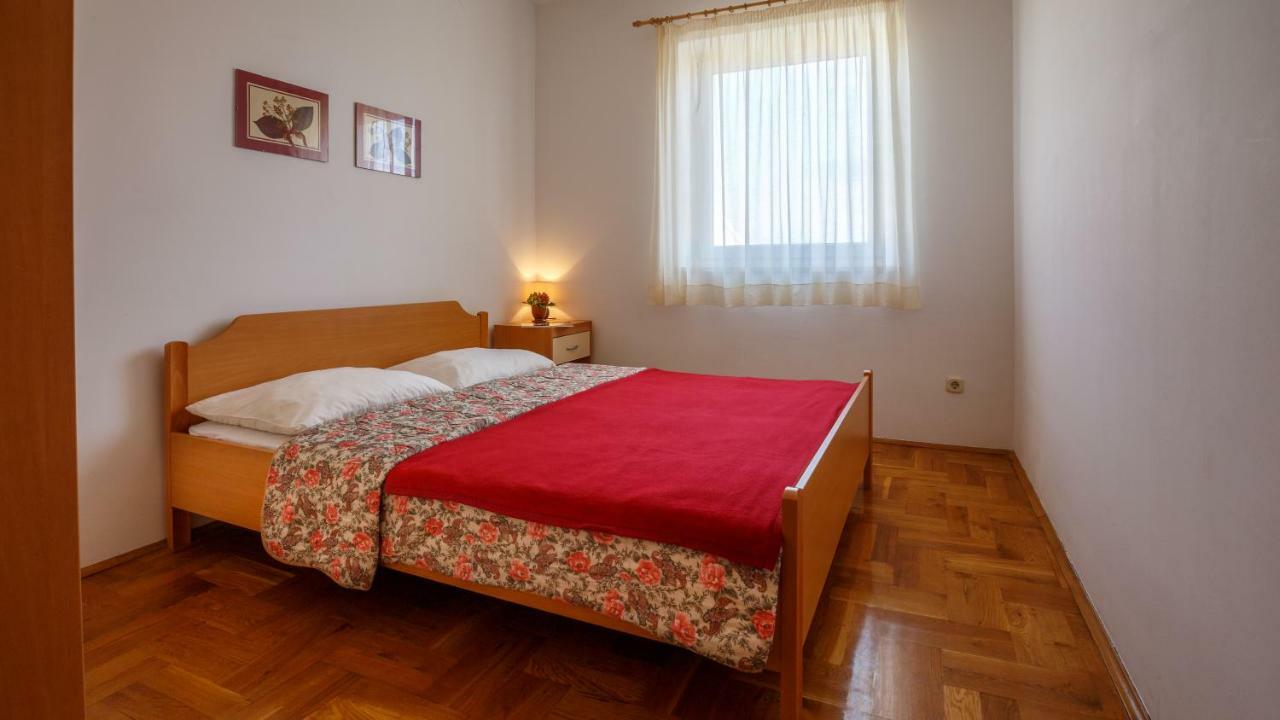 Apartment Josephine 2 Malinska Ngoại thất bức ảnh
